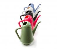Bekijk Xala Butler gieter 6 L zwart (binnen-buiten) kunststof Xala Butler gieter 6 L zwart (binnen-buiten) kunststof